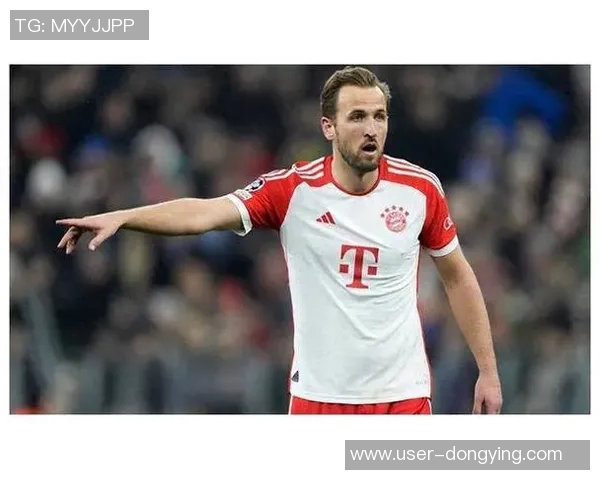 凯恩寒风中挥杆打高尔夫穆勒点赞为他加油打气