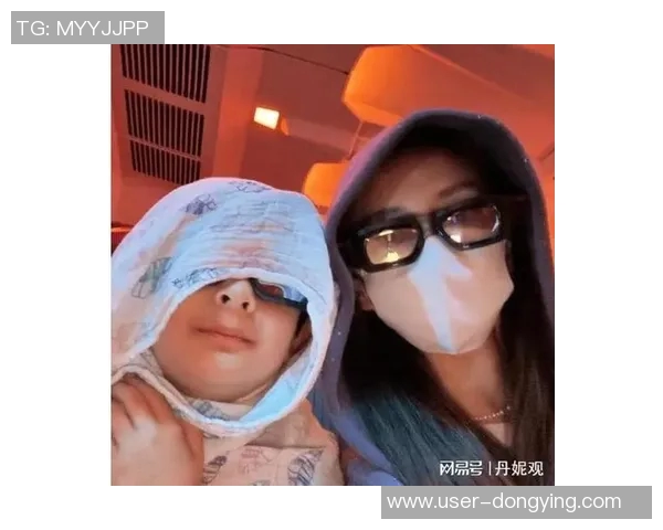 年长五岁的姐弟恋甜蜜曝光舍什科女友现场助威两人低调交往多年